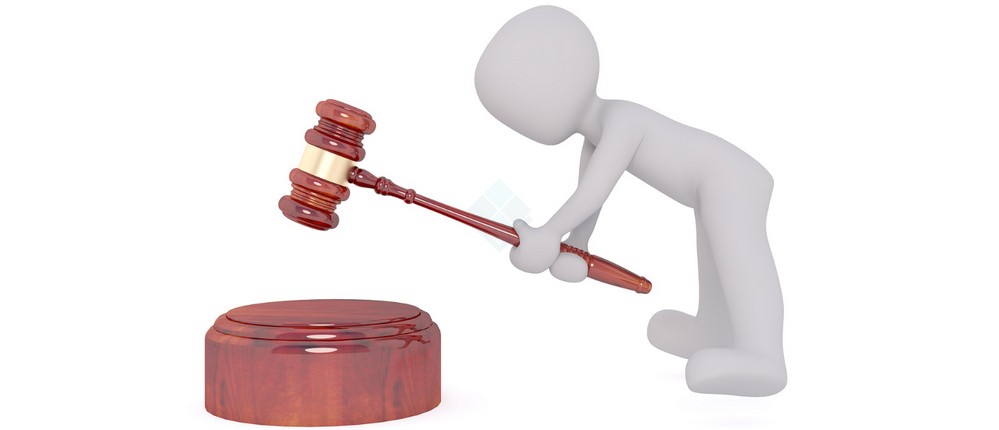 Суд может уменьшить размер возмещения за аренду автомобиля на время ремонта или простоя