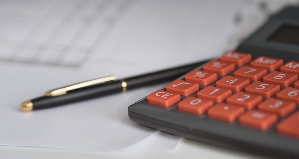 Кто обращается за выплатой, если страховку оформил не хозяин машины