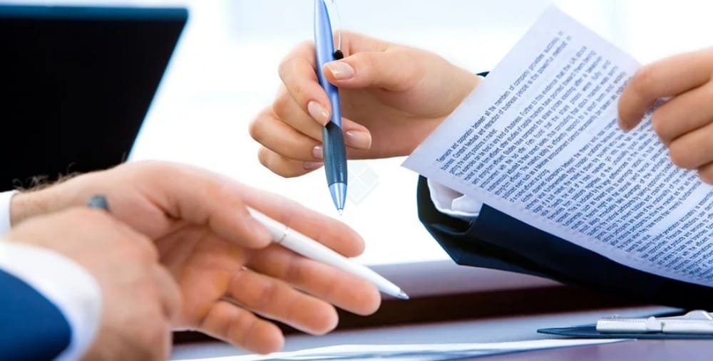 Если страховая незаконно требует бумаги для получения выплаты не из списка