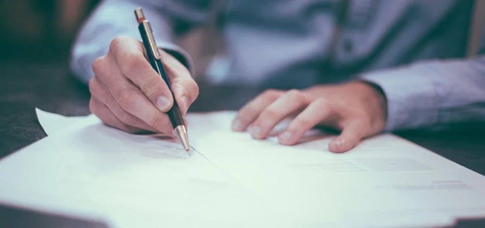 Стоит ли подписывать договор с автосервисом